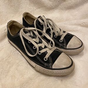 Converse Classic Chuck Taylor All-Star Low Top Casual Shoes Sneakers Sz 3 Youth